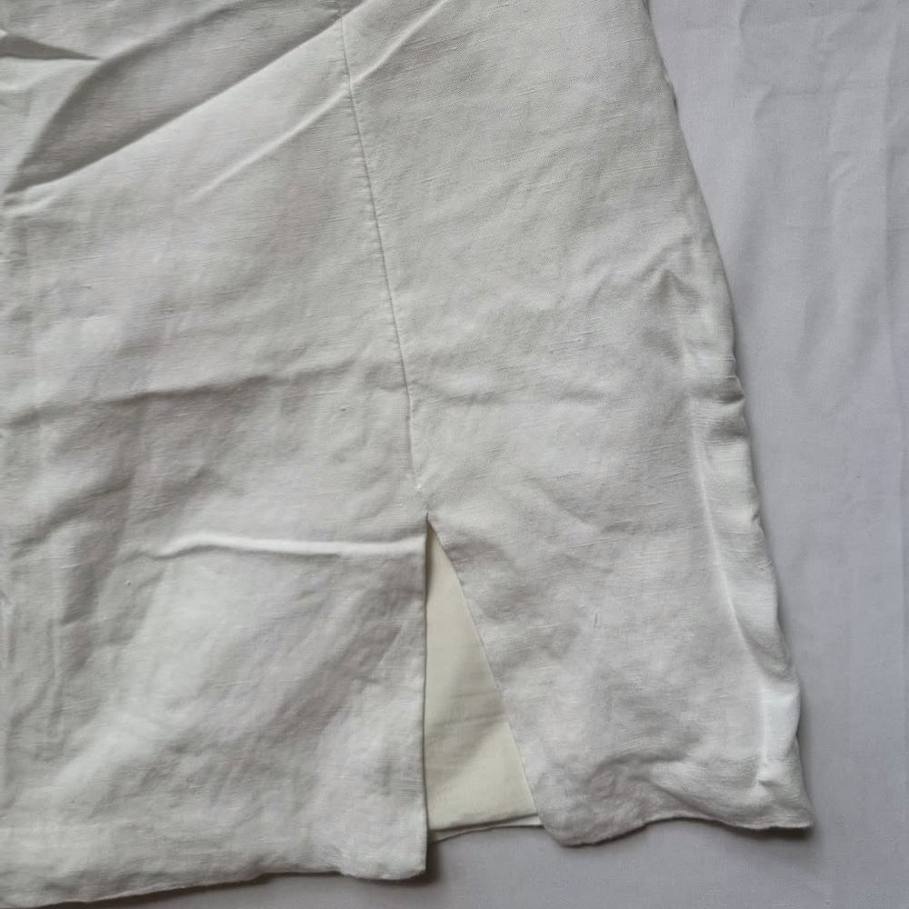 H&M A Line Mini Skirt with Slit - Picture 6 of 6